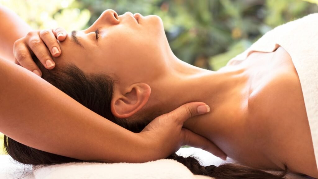 Healing through Touch The Benefits of Massage Therapy for Pain Management - Health Gate Utama Medical Therapy